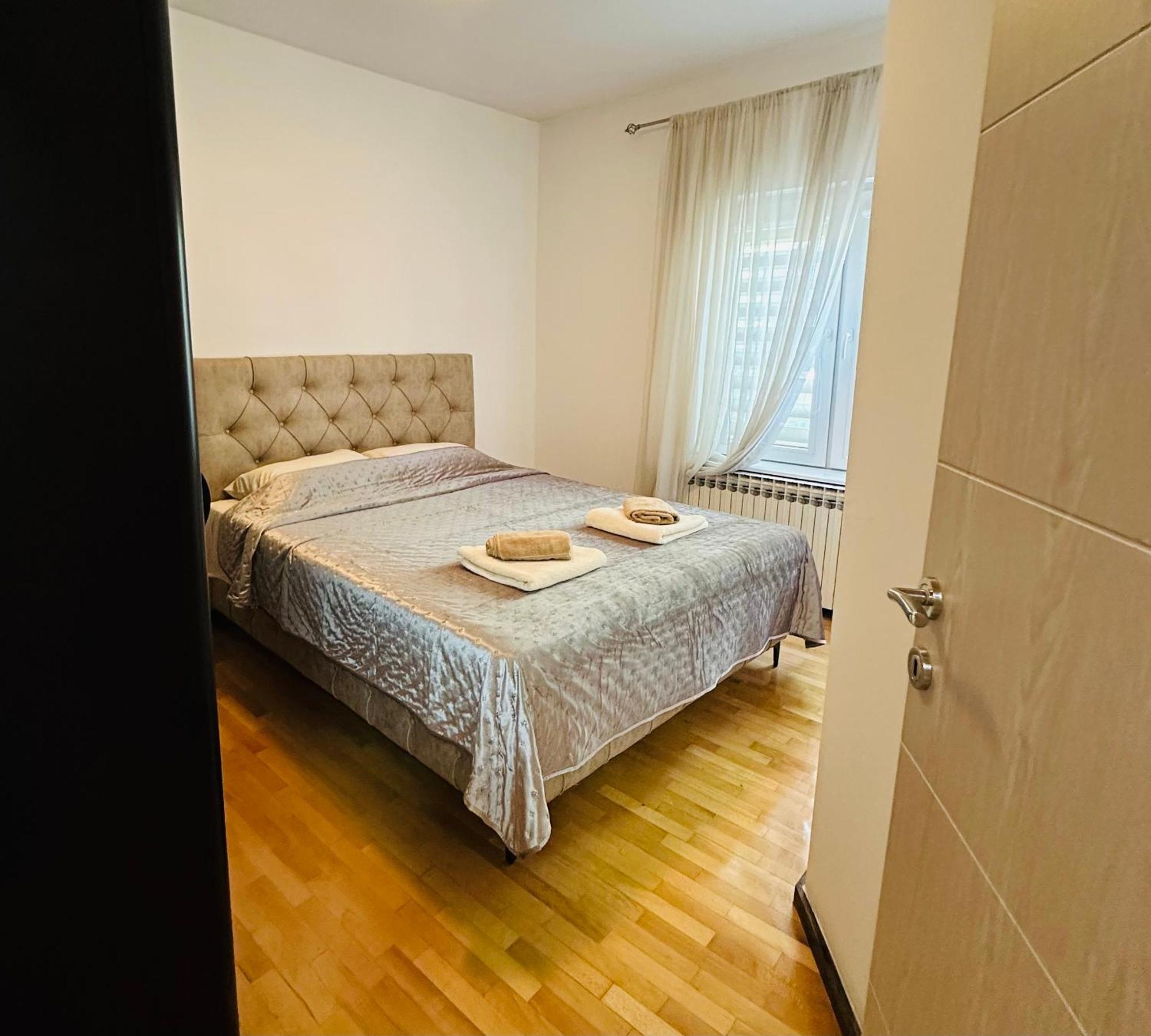 Urban Stay Skopje Ngoại thất bức ảnh